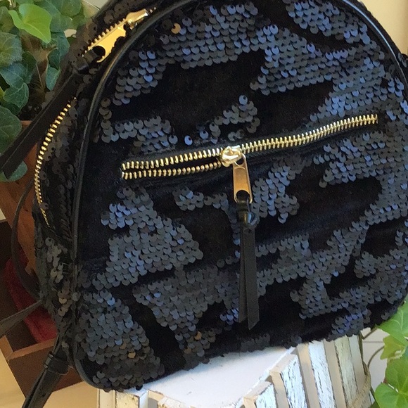 ‘Art Class’ Black Sequined/Velour Backpack/Purse - Picture 3 of 7